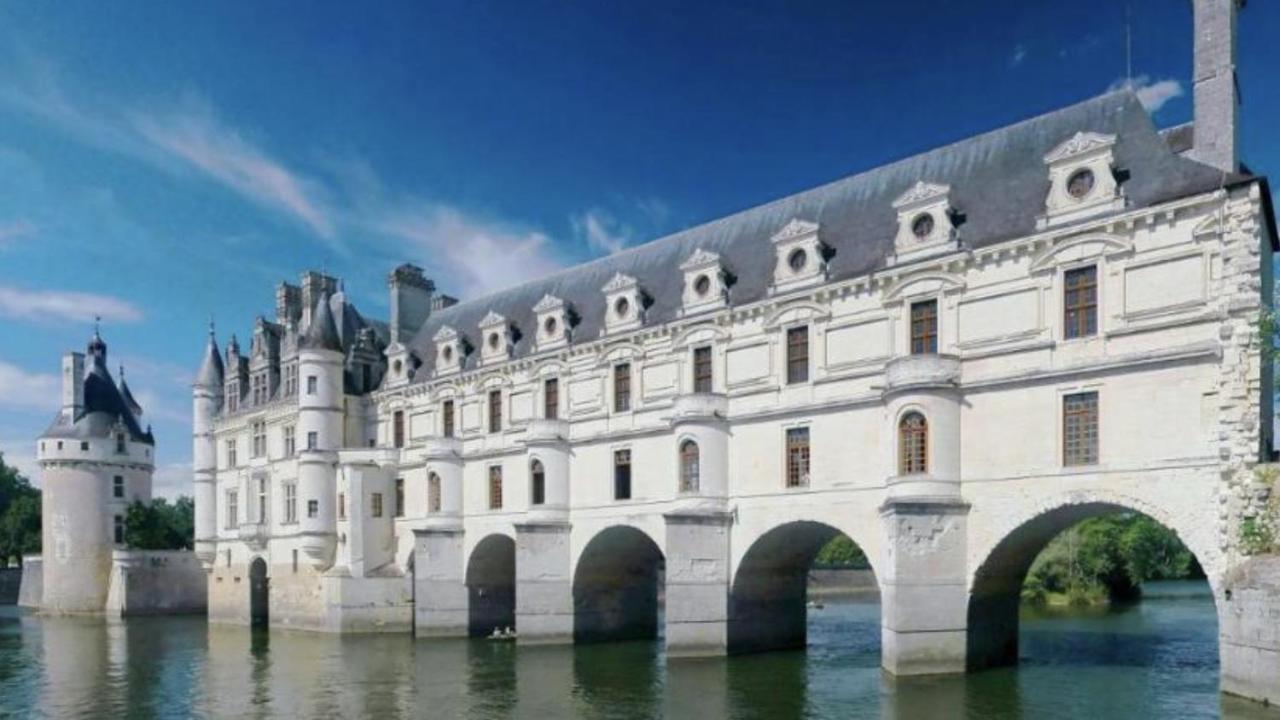 Top Host Les Perles Des Chateaux Mer Exterior photo